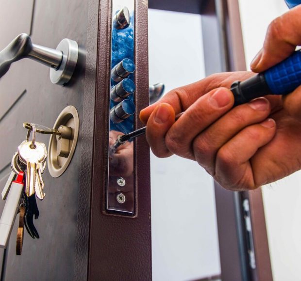 Professional Locksmith Services for Evictions, including Lock Installation and Lock Replacement